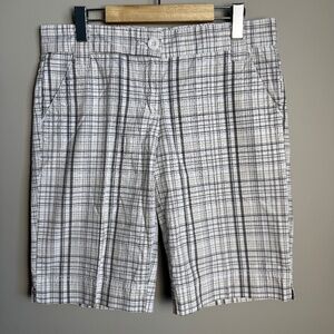 Calvin Klein Jeans Women's Plaid Bermuda Shorts Lightweight Walking White/Gray 8